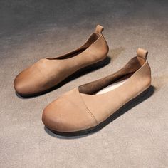 Olivia Mark - Handcrafted Vintage Soft Leather Granny Flat Shoes in Literary Style Granny Flat, Vintage Soft, Suede Heels, Flat Shoes, Low Heels, Soft Leather, Shoes Flats, Heel Height, Cow