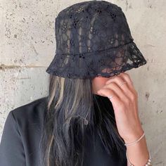 Shoptery - Vintage Breathable Bucket Hat - outfits Bucket Hat White, Oversized Outfit, Bucket Hat Black, Y2k Clothes, Green Mini Dress, Y2k Outfits, Shoes With Jeans, Boho Summer, Casual Streetwear