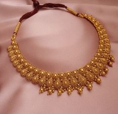 Heavy Gold Necklace Indian, Gold Rani Haar Indian, Rani Haar Gold Jewellery Designs, Gold Necklace Designs Bridal, Rani Har Gold, Rani Haar Gold, Indian Gold Necklace Designs, Choker Design