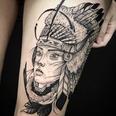 Tatuagem criada por Anderson Felix de Dublin.    Guerreira indígena em blackwork. Indian Women Tattoo, Snake Bites, Wolf Moon, Wolf Art, Blackwork Tattoo, Piercing Tattoo, Love Tattoos, Unique Tattoos, Back Tattoo