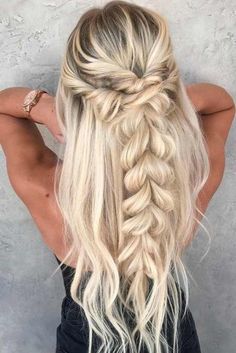 Homecoming Styles, Homecoming Hairstyle, Blonde Braids, Cute Braided Hairstyles, Fishtail Braid, Homecoming Hair, Easy Summer Hairstyles, Prom Hairstyles