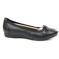 Clarks Women's Un Darcey Black Ballet Flat Size 7.5 M With Bow Classic Black Synthetic Flats, Elegant Black Heels With Ortholite Insole, Fitted Black Flats For Office, Desert Boots Women, Black Clarks, Black Ballet, Loafer Shoes Women, Low Heel Shoes, Clarks Women's