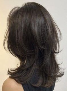 SAV=FL to keep updated #wolfcut #korean #hairstyle Goth Hairstyles, Hairstyles Wavy, Hairstyles For Layered Hair, Smink Inspiration, Bangs Short, Hairstyles Women, Women's Hairstyles, Hair Stylies