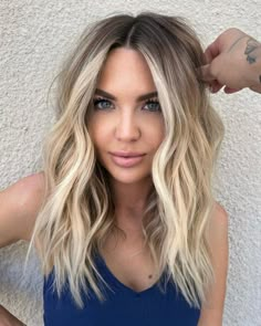 Money Pieces Hair, Money Piece Hair, Money Pieces, Blonde Layered Hair, Tan Skin Blonde Hair, Trend Ideas, Blonde Hair Transformations, Hair Adviser, Money Piece