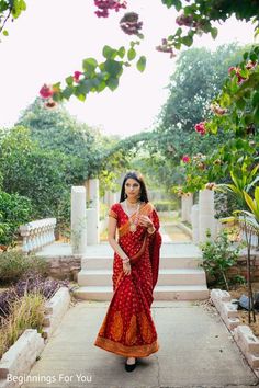 Engagement Saree, Indian Wedding Gowns, Indian Sari Dress, Indian Bride Outfits, Indian Fashion Saree, Indian Photoshoot, Saree Photoshoot, Indian Bridal Dress, Wedding Saree Indian