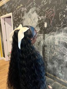 Bow Hairstyle Black Women Quick Weave, Curly Wig With Bow, Deep Wave Bow Hairstyle, Ponytail Bow Hairstyle, Bow Hairstyle Black Women, Bow Hairstyles, Hair Lookbook, Bow Outfit, Braided Hairstyles For Black Women Cornrows