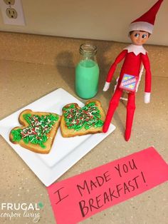 Daily Elf on the Shelf Ideas all November and December long. Looking for a fun idea. Grab your icing because elf likes sweets - Elf Makes Breakfast! Elf Games, Christmas Shelf, Elf Magic, Elf Fun