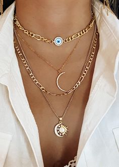 Luna Necklace, Sun And Moon Necklace, Figaro Necklace, Gold Moon Necklace, Figaro Chain Necklace, Tarnished Jewelry, Layered Chains, Figaro Chain, Yoga Jewelry