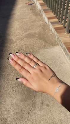 Women's Tattoo, Types Of Nails, Black Nails, Almond Nails, Hand Tattoos, Gel Nails, Tattoos