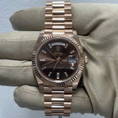 Rolex Day-Date 40 228235-0006 Automatic 40mm Brown Rose gold - Watch with original box and original papers - 3255 - 10ATM - Sapphire crystal - 2023 Chocolate Diamond, Rose Gold Brown, New Year 2023, Chocolate Diamonds, New 2023, Rolex Day Date, Rose Gold Watch, Sapphire Crystal, Vintage Watches