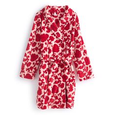 This supersoft robe will keep you cute and cozy during your morning routine or nighttime movie marathon. Details: Features side pockets. Tie closure. Care Tips: Machine wash cold, gentle cycle, only non-chlorine bleach when needed; tumble dry low; do not iron Vera Bradley began as an instinct. We create bold, thoughtfully designed pieces that enrich everyday movement and mark life’s meaningful occasions. We design for you because Vera Bradley is you, and you are your own muse. Matching Slippers, Fleece Robe, One Piece Clothing, Movie Marathon, One Piece Pajamas, Cozy Vibes, Sleepwear Robe, Casual Fits, Kimonos