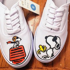 Peanuts has always been one of my favorite comics, so I decided to make a shoe out of it! These shoes feature Snoopy fighting the Red Baron on one and him chilling with Woodstock on the other. I have two different styles listed. The Vans brand option is painted on Genuine Vans brand Authentic shoes, while the generic option is painted on Vans style replica shoes by various brands depending on the availability. Please keep that in mind when placing your order. As always, these are painted by hand Snoopy Shoes Converse, Snoopy Shoes, Charlie Brown Woodstock, The Red Baron, Peanuts Charlie Brown, Authentic Shoes, Red Baron, Replica Shoes, Vans Style