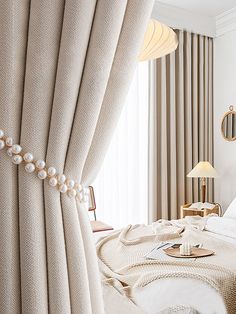 Blackout curtains Cream Curtains Living Room Modern, Beige And White Curtains Living Room, Beige Curtains Bedroom Ideas, Cream White Curtains, White Curtains Aesthetic, Stylish Curtains Living Rooms, Curtain Colors For White Walls, Styling Curtains, Aesthetic Curtains Bedroom