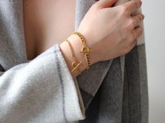 This toggle chain bracelet gives the look of simplicity, stylish and bold. Chain bracelets make the perfect gift for yourself or someone special. The bracelet look great on its own or layered. Details:* 18k thick gold filled stainless steel (tarnish resistant)* The chain bracelet comes in 2 sizes* Chain width: 3mm and 5mm SHIPPING & PACKAGINGAll items come packaged in a small jewelry box which is perfect for when buying as a gift for a friend or that special someone. Toggle Clasp Bracelet, Gold Chain Bracelet, Bracelet Stacking, Clasp Bracelet, Chain Bracelets, Small Jewelry Box, Gold Necklace Set, Toggle Bracelet, Gold Bracelet Chain