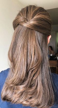 Hair Styles Half Up Half Down - Romantic Half Up Half Down Hairstyles Simplicity half up. But if you’re not sure how to find the best half-bun hairstyle for your specific hair or you just want some new inspo to change up your look, I rounded up the easiest half-bun tutorials of all time, below. #hairstyleshalfuphalfdownwedding #hairstyleshalfuphalfdownshorthair #hairstyleshalfuphalfdownsleek #hairstyleshalfuphalfdowncasual #hairstyleshalfuphalfdown Half Up Hairstyle, Hairstyles Homecoming, Half Up Half Down Hairstyles, Love Your Hair, Half Up Half Down Hair, Half Up Hair, Wedding Hair And Makeup, Homecoming Hairstyles, Half Up Half Down