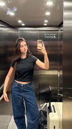 fabienne.bethmann on Instagram. Outer Style, Culture Clothing, Uni Outfits, Crop Top Outfits, Hot Outfits, Basic Outfits, Casual Fits, Lookbook Outfits, Fashion Inspo Outfits