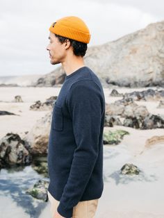 Men's Pocket Knit Jumper in Navy - Cavan | Finisterre