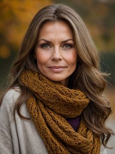 42 Fresh and Elegant Brunette Hair Color Ideas for Women Over 50 Elegant Brunette, Brunette Hair Color Ideas, Enhance Natural Curls, Beautiful Aged Women, Warm Brunette, Rich Brunette, Golden Highlights, Age Is Just A Number