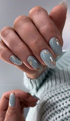 Oval Shaped Nails, Milky Nails, Foil Nails, Oval Nails, Minimalist Nails, Pretty Acrylic Nails, Short Acrylic Nails