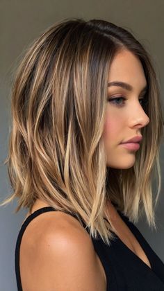 Haircuts With Balayage, Long Lob, Balayage Lob, Shoulder Length Blonde, Perfect Blonde Hair, Lob Haircuts, Chic Hairstyle, Braided Styles, Lob Haircut