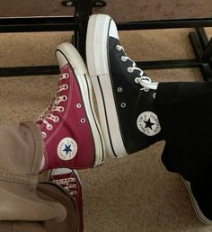 Hight Difference Couple Aesthetic, Stella Core, Skateboarding Aesthetic, You Are My Moon, Red Converse, Marauders Era, Foto Ideas Instagram, Swag Shoes, The Marauders