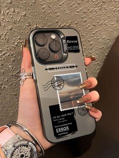 funda para celular Aesthetic Phone Case Ideas, Aesthetic Iphone Case, Diy Phone Case Design, Capas Samsung, Creative Iphone Case, Bling Phone Cases, Iphone Case Collection, Stylish Iphone Cases, Girly Phone Cases