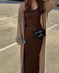 Body Con Dress Outfit, Modesty Outfits, Cute Modest Outfits, Everyday Fashion Outfits, Neue Outfits, Casual Day Outfits, Modest Fashion Outfits, Winter Mode, Abayas Fashion