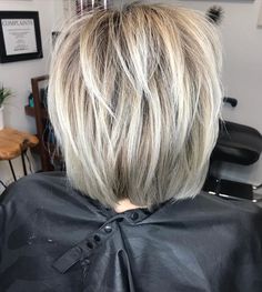 Growing Hair, Beauty Hairstyles, Blending Gray Hair, Mom Hairstyles, Hair Affair, Haircuts For Medium Hair, Hair Stylist Life, Makeup Style, Hair Color Balayage