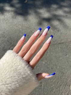 Blue French Nails, Now Nails, Nike Nails, Nails Painted, Nail Art Stamping Plates, Nail Trend, Nail Art Techniques, Classic Nails, Blue French