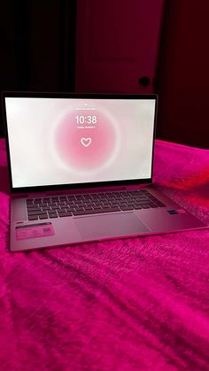 pink laptop, pink MacBook, pink aesthetic pink keyboard, pink room aesthetic, pink laptop aesthetic. Hp Pink Laptop, Good Laptops For College, Make Laptop Aesthetic, Pink Gaming Laptop, Cute Laptop Aesthetic, Windows Surface Laptop, Aesthetic Laptop Decoration, Laptop Acer Aesthetic, Hp Computer Aesthetic