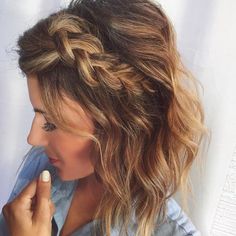 Short Wedding Hair, Braids For Short Hair, Messy Hairstyles, Bobs Haircuts, Bridesmaid Hair, Pretty Hairstyles, Hair Looks