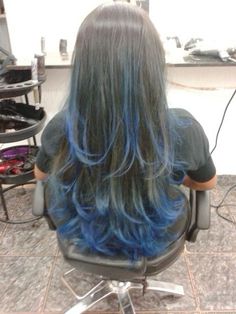 Hair Dyed At The Tips, Layered Dyed Tips, Layered Hair With Colored Tips, Layered Hair With Dyed Ends, Blue Dyed Hair Tips, Black Hair Blue Skunk Stripe, Black Hair Colored Tips, Dark Blue Hair Streaks, Dyed Tips Hair