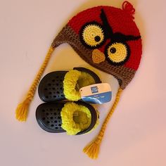 Cute Warm Weather Set For Your Favorite Toddler! Lily & Dan Fleece-Lined Clogs And A Knit Hat To Go With Them. Clogs Are Toddler Size 5/6 And Are New With Tags. Hat Measures 18w X 6 1/2 Tall In Great Condition. Offers Always Welcomed And Thanks For Shopping With Me! Crochet Newborn Owl Hat Free Pattern, Crochet Hats Toddler, Baby Pink Shoes, Toddler Nike Shoes, Girls Ugg Boots, Baby Toms, Pink Crocs, Baby Uggs, Bow Boots