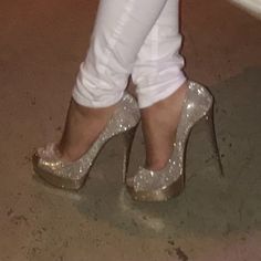 Original Receipt Dust Bags Shoe Goals, Amon Ra, Evening Eye Makeup, Quinceanera Nails, Sparkly Heels, Fluffy Sweater, Louboutin Heels, Girly Shoes, Football Outfits