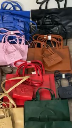 Handbags Coach, Handbag Gucci, Fashion Girly, Bags Trendy, Trendy Purses, Fendi Handbags