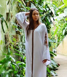 Autumn White Floral Kaftan Marrakech Bohochic Caftan, Lounge Dress, Embroidered kaftan, Embroidered