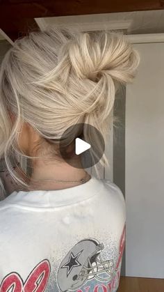 Bun Hacks, Medium Length Hair, Hair Wear, Length Hair, Messy Bun, Medium Length Hair Styles, Medium Length, Hair Lengths, Easy Hairstyles