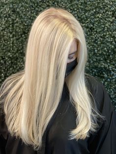 Adding Shadow Root To Blonde, Blonde Hair Aethestic, Total Blonde Hair, Barbie Blonde Hair Color, Warm Platinum Blonde Hair, Bleach Blonde Aesthetic, Bleach Blonde Hair Aesthetic, Platinum Blonde Hair Aesthetic, Long Golden Blonde Hair Aesthetic