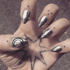 Poison Apple, Poison Apples, Silver Chrome, Beautiful Makeup, Beauty Make Up, Beauty Nails, Eye Shadow, Hair And Nails, Hair Makeup