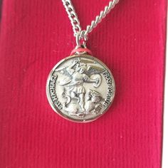 Stamped Sterling Silver Creed. 24" End To End. Vintage New In Box. Guardian Angel Necklace, Angel Necklace, End To End, Mens Accessories Jewelry, Accessories Vintage, St Michael, Guardian Angel, Vintage Accessories, Mens Accessories