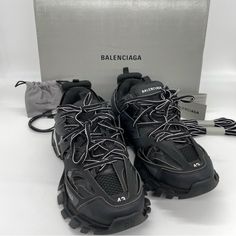 Perfect Condition Comes With Everything Balenciaga Track Shoes, 2024 Sneakers, Balenciaga Sneakers Outfit, Balenciaga Track Black, Balenciaga Shoes Mens, Balenciaga Tracks, Shoes Wardrobe, Best Shoes For Women, Balenciaga Track Sneaker