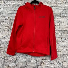 Excellent Condition This Jacket Would Look Brand New If There Wasn't A Small Black Pen Mark In The Front As Shown In Picture Good Quality And Bright And Bold Color Little To No Wear Size 7 Youth Affordable Red Nike T-shirt, Tops Nike, Black Pen, Bold Color, Kids Nike, Nike Shirts, Nike Tops, Bright Red, Bold Colors