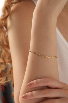 Women’s Bracelets Gold, Adjustable Curb Chain Bracelets, Adjustable Chain Bracelet For Birthday Gift, Elegant Figaro Chain Bracelet As Gift, Elegant Figaro Chain Bracelet Gift, Curb Chain Bracelet As Gift, Adjustable Gold Figaro Chain Bracelet As Gift, Elegant Figaro Chain Bracelets For Gift