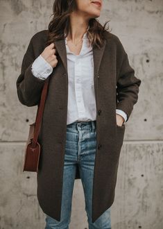 Sweater coat Dark Brown Coat Outfit, Athleisure Trend, Winter Chic, Fall Coat, Looks Style, Ladies Dress Design