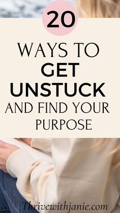 Feeling stuck inlife? feeling lost and stuck in life can happen sometimes making it feel immpossible to find joy and purpose and fulfilment. But you can get unstuk and find your purpose, joy and happiness and feelingfulfilled. Learn the step to take to fidn yourself when you feel lost in this ultimate guide. Improving Life, Intentional Living Quotes, Finding Your Purpose, When You Feel Lost, Goal Oriented, Intentional Community, Lost In Life, Stuck In Life, Find Your Purpose