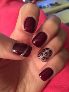 Manucure gel UV prune & léopard Maroon Nail Designs, Maroon Nails, Cheetah Nails, Gel Nail Art Designs, Leopard Nails, Animal Print Nails, Uv Gel Nails, Dipped Nails, Silver Nails