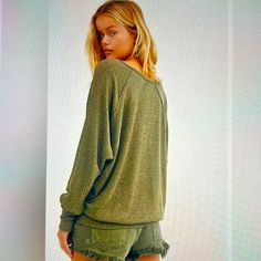 Nwt Free People Santa Clara Thermal Color Ferngullysize Large Casual Olive Knit Tops, Olive Knit Tops For Fall, Ombre Top, Free People Velvet, Free People Bodysuit, Pink Crop Top, Tie Dye Long Sleeve, Ruffled Sleeve Top, Santa Clara