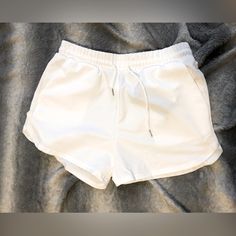 Shein White Shorts Size Large. No Stains, Brand New! Exercise Shorts, With Pockets. Athletic Shorts White Stretch Bottoms With Drawstring, Summer Stretch Bottoms For Leisure, Stretch Leisure Short Pants, White Stretch Pants With Built-in Shorts, High Waist Stretch Shorts For Leisure, White Stretch Shorts With Drawstring, Stretch High Waist Shorts For Leisure, White Leisure Bottoms For Summer, Trendy White Leisure Bottoms