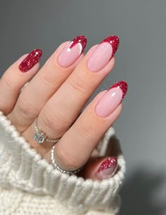 Red Nails Glitter, Kutek Disney, Red Christmas Nails, Nagel Tips, Her Nails