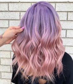 Dusty Pink Hair Color, Dusty Pink Hair, Pink Hair Color Ideas, Hair Color Plum, Pink Hair Color, Latest Hair Color, Violet Hair, Hair Color Burgundy, Lilac Hair